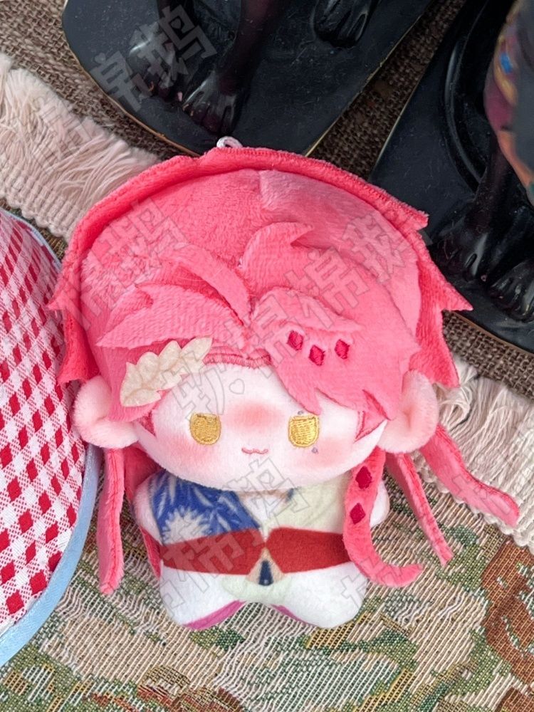 Muñeco de peluche de 10 cm de  - Cosplay Plushie Prop reseña y precio
